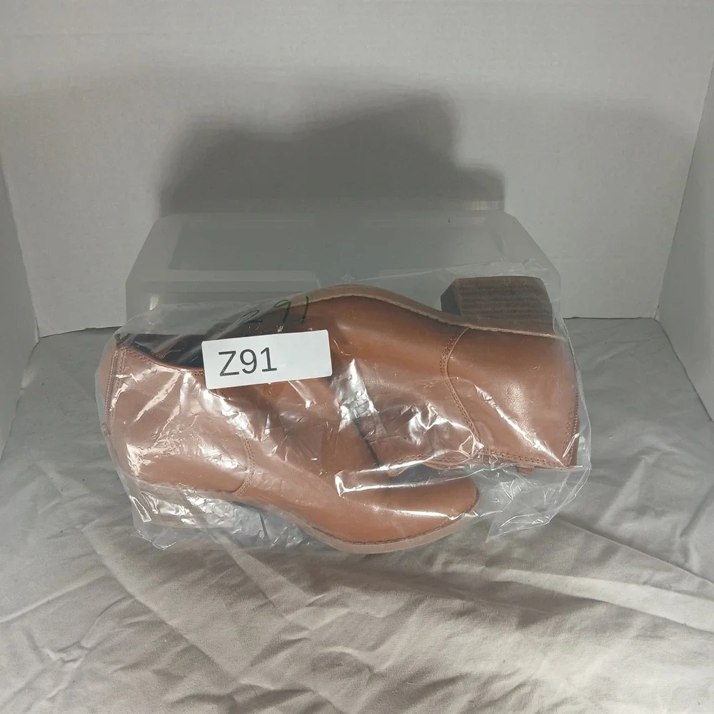 Old Navy Chestnut Brown‎ Faux Leather Ankle Booties Back Zip Block Heel Size 1